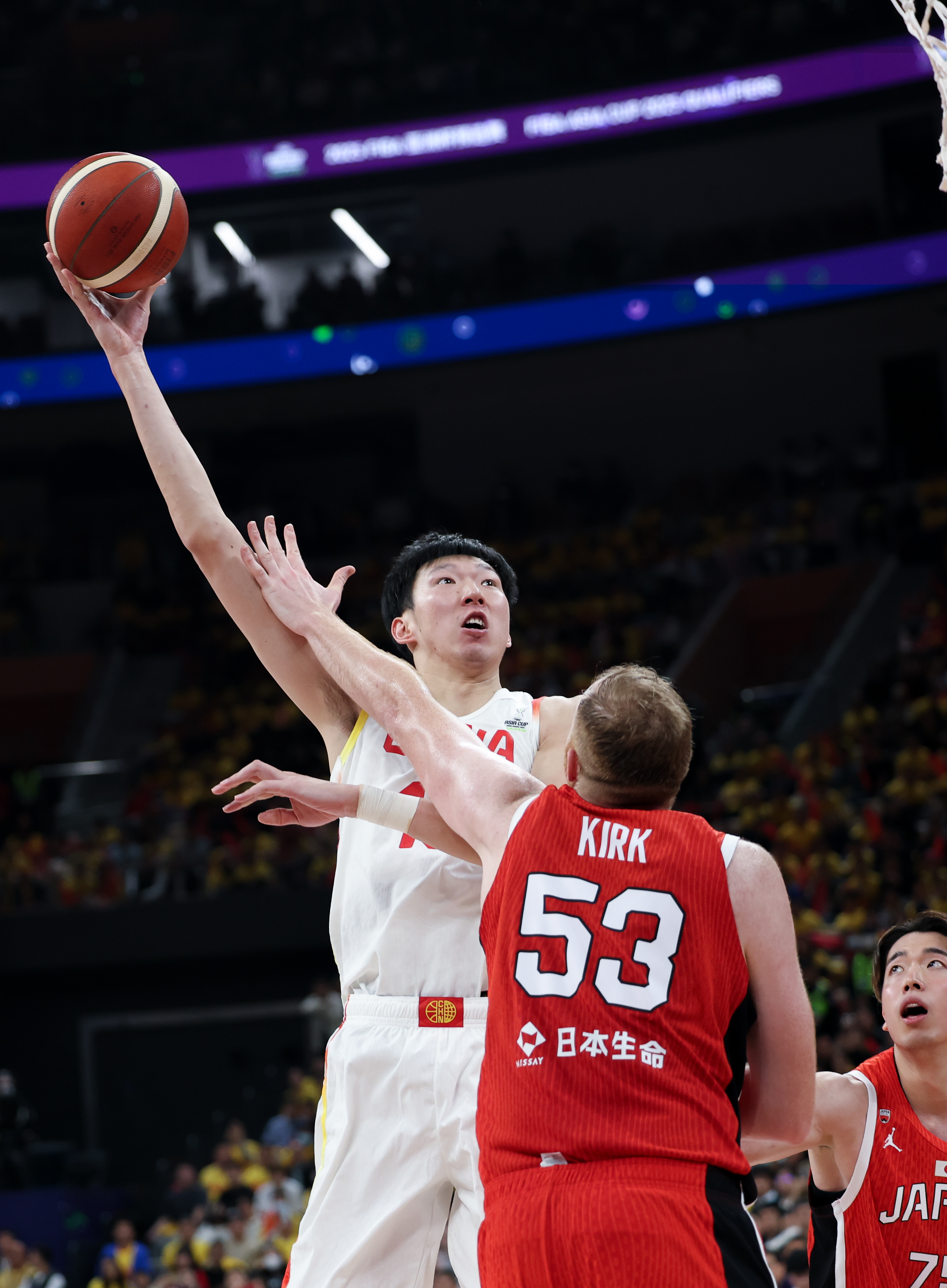 中国篮球联赛球队轮番上演精彩比赛