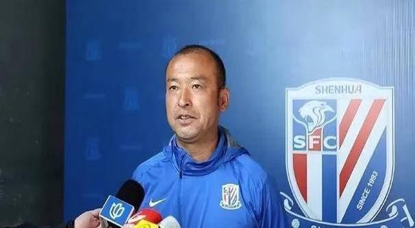 球队换帅频繁，管理层不满球员表现